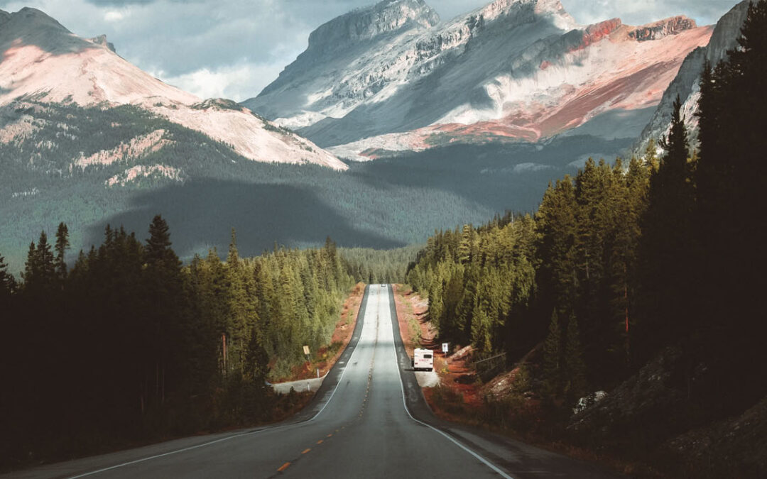 5 Most Dangerous Highways in Alberta for Truckers